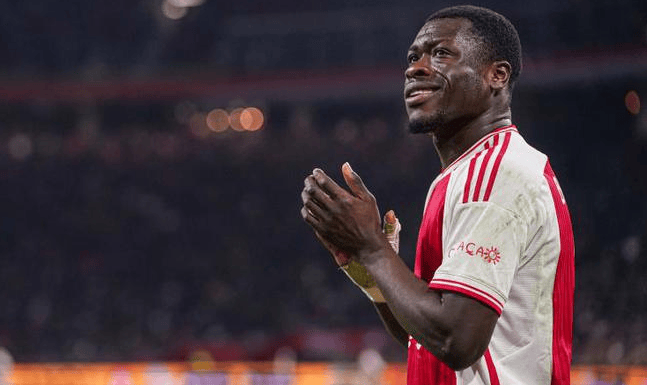 开云注册包含阿贾克斯今晚内部沟通，志在欧联名次提升，形势明朗，控场能力成焦点的词条