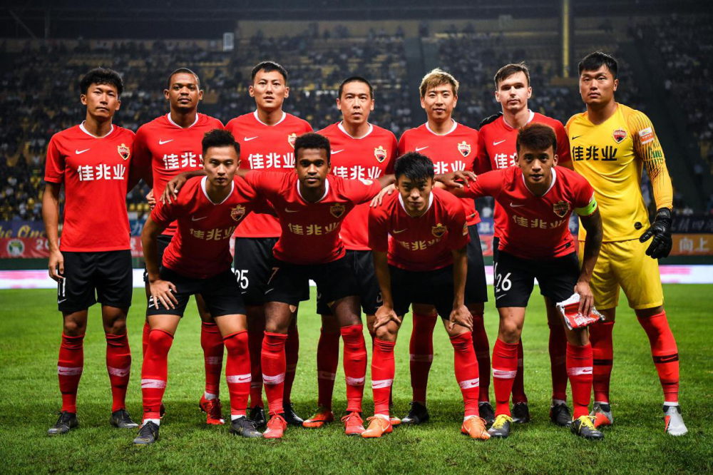 罗马今晨官宣签约；志在NBA季后赛名次提升；压力陡增；训练强度明显提升的简单介绍