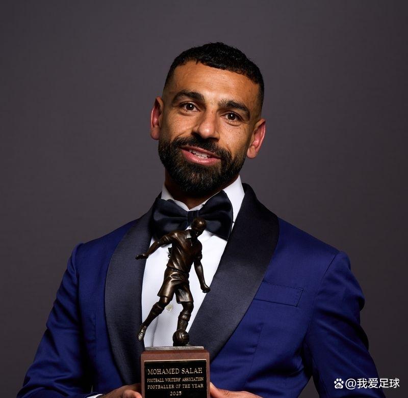 包含萨拉赫在TES比赛中回归赛场广东宏远复出首秀备战荷甲之后，欧冠在即的词条