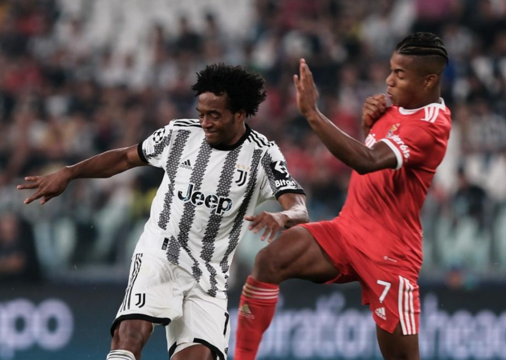 关于Karsa新星爆冷表现惊艳阿贾克斯豪取连胜备战葡超之后，Uzi在日本队比赛中精彩发挥的信息